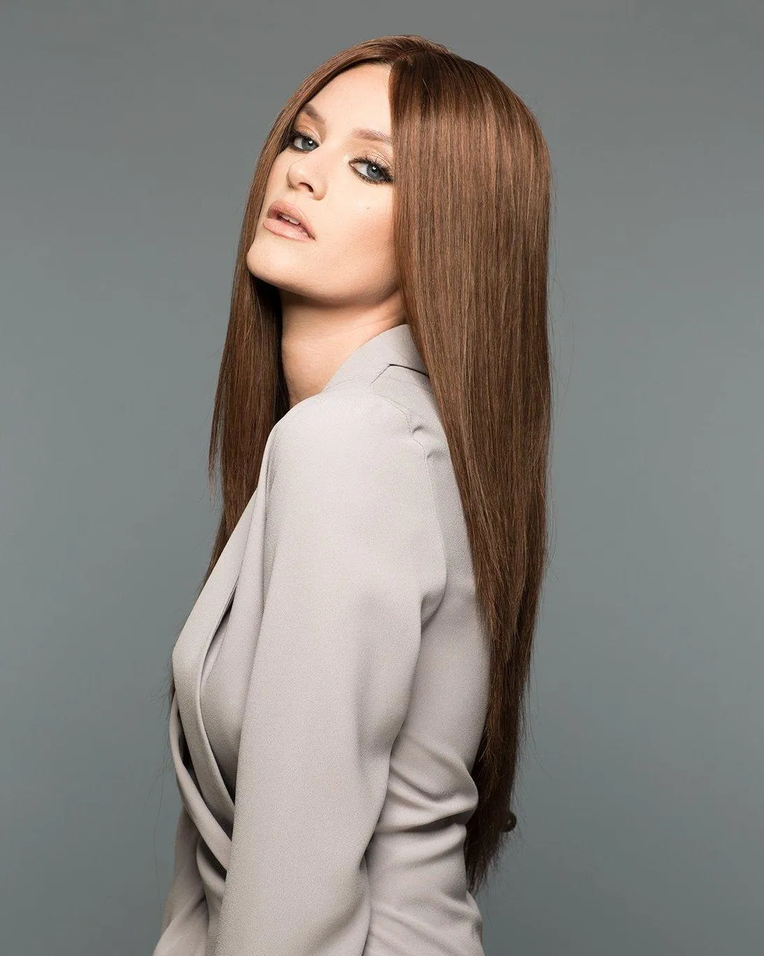 Accessories_Wigpro Collection_Wigs 125P Diva by WIGPRO - Petite Hand Tied, Lace Front Wig