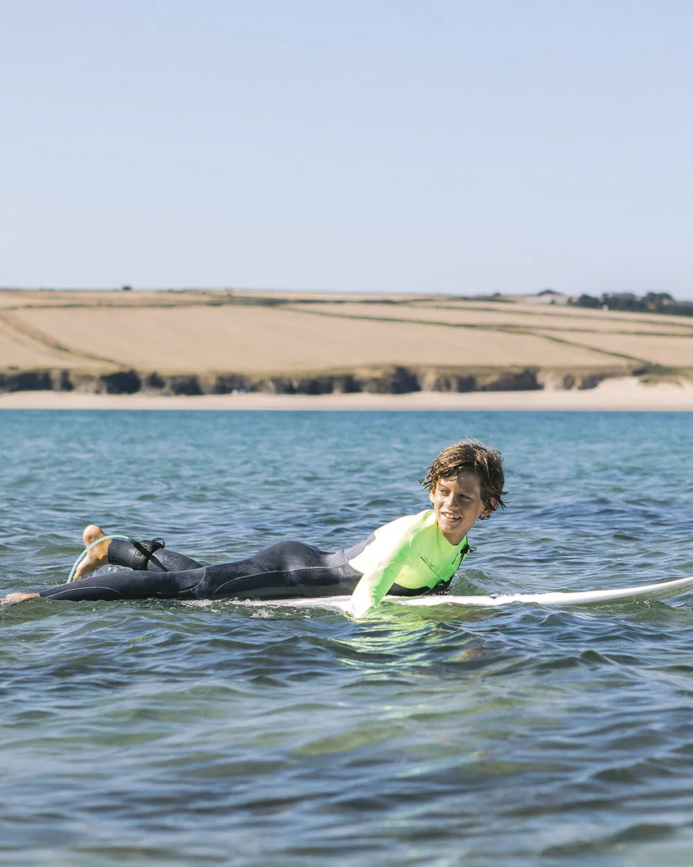 Boys Sessions 4/3mm Chest Zip Wetsuit in Black Tie Dye, Yellow & Graphite