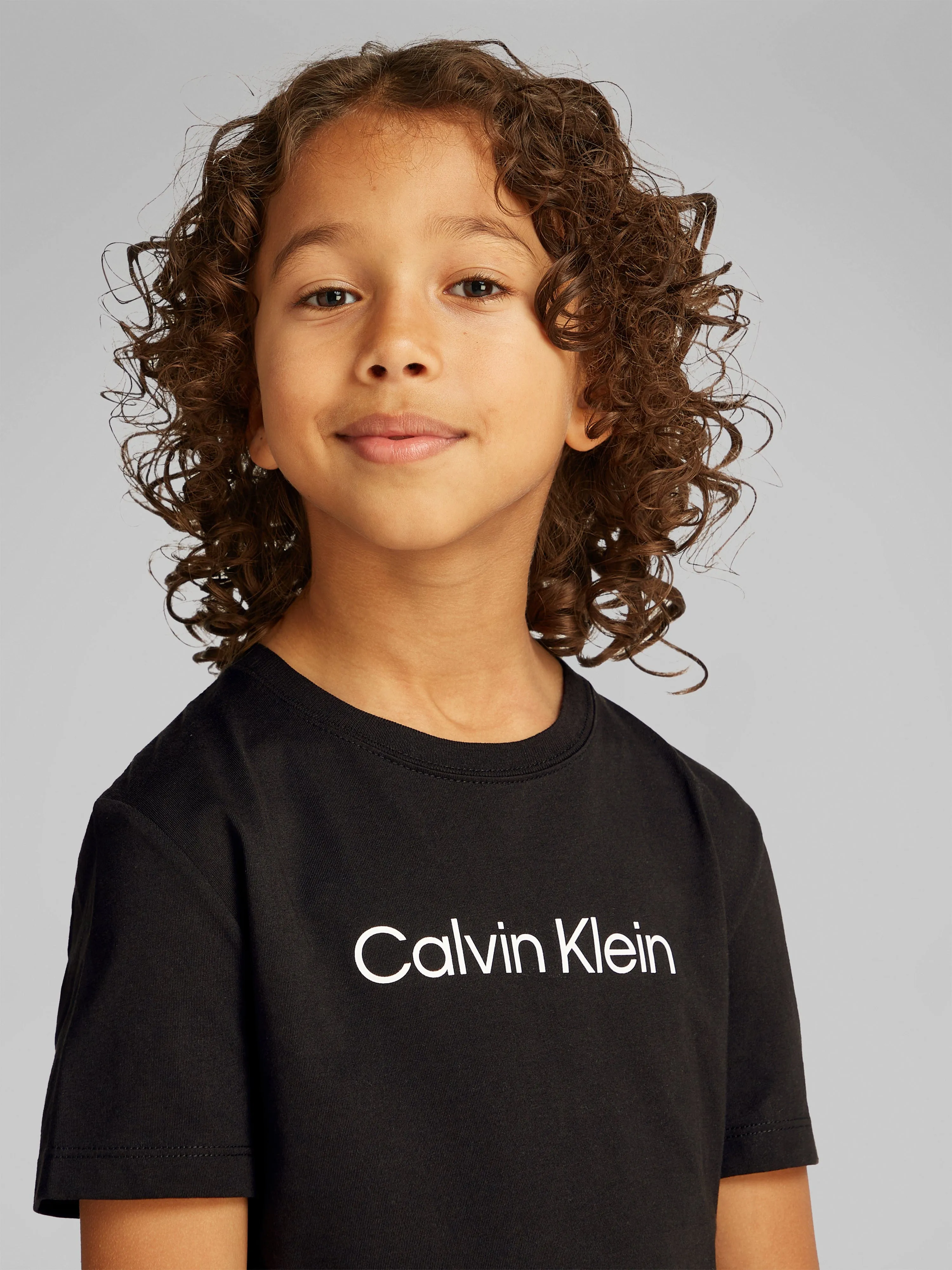 Calvin Klein Kids Logo T-Shirt in Black