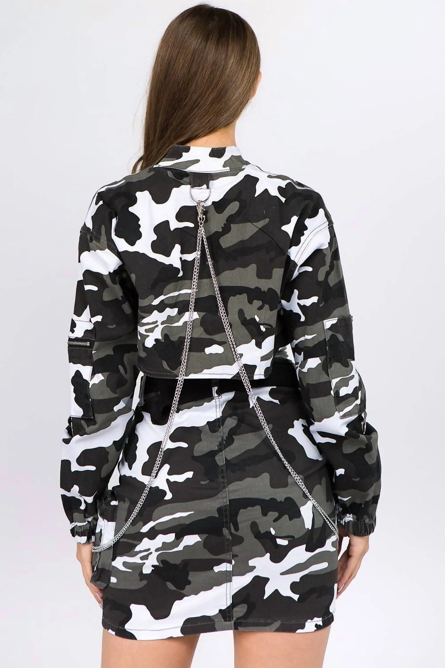 Edgy Camo Cropped Jacket With Chains In City Camo