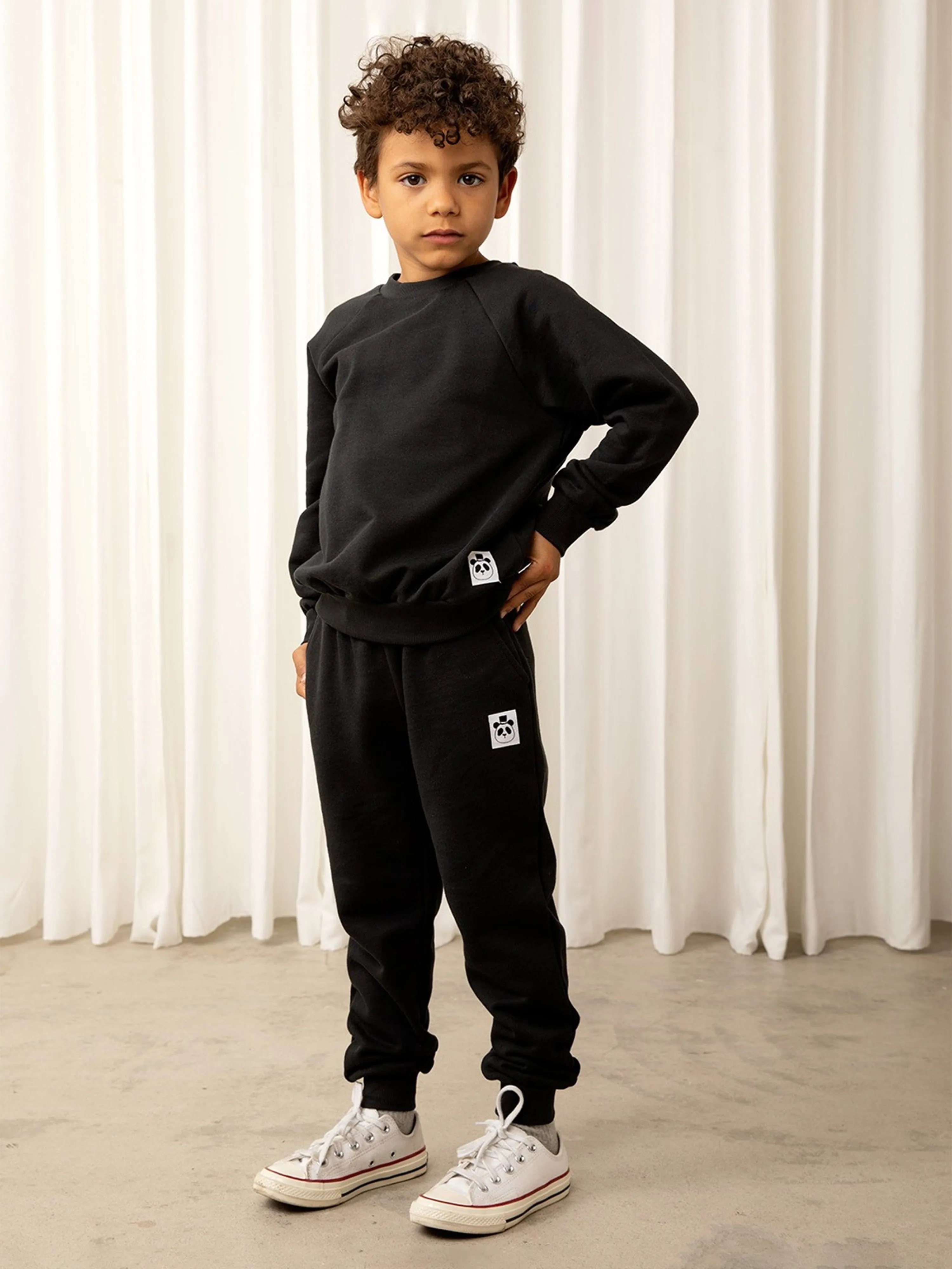 Kids Basic Joggers in Black