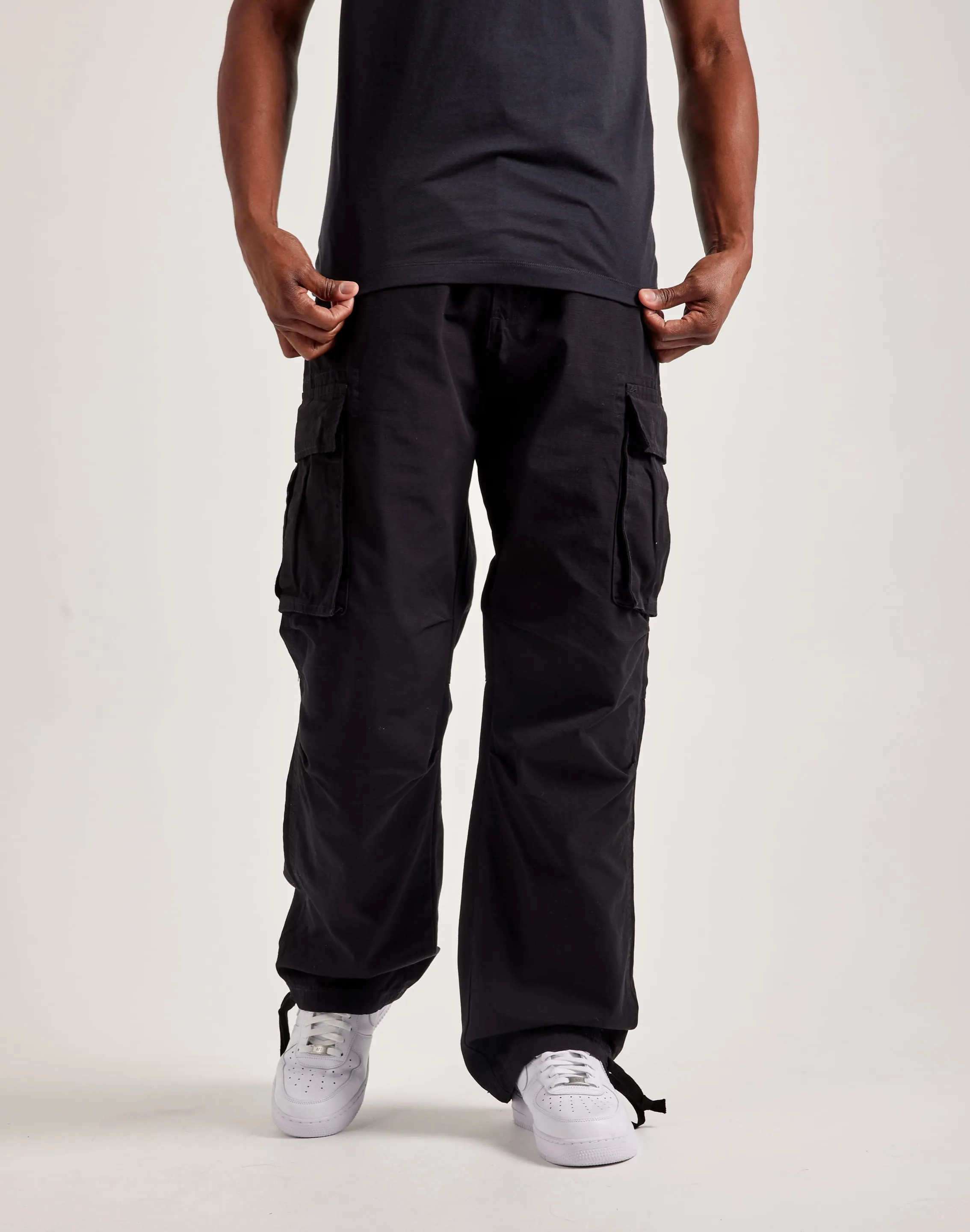 MNML Ultra Baggy Vintage Cargo Pants