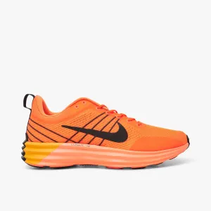 Nike Footwear Nike Lunar Roam Hyper Crimson / Black - Sundial