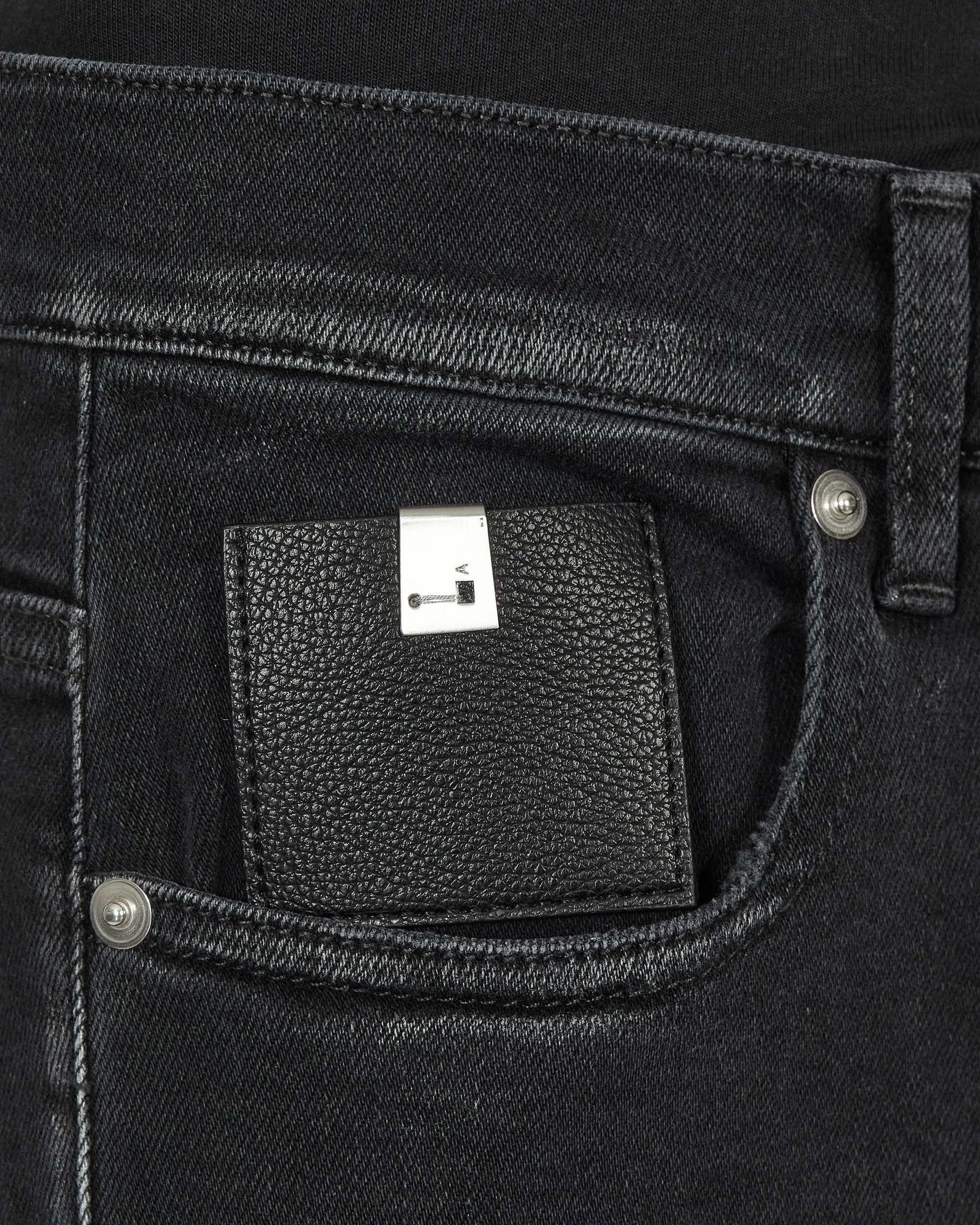 Super Skinny Treated Jeans Black